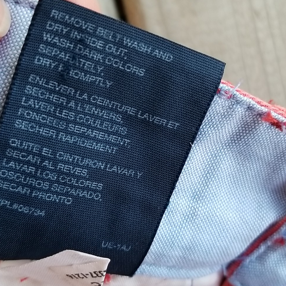 Tommy Hilfiger shorts - Picture 6 of 7